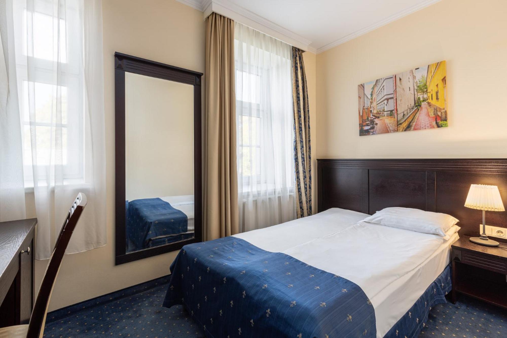 Standard Single Room,1618817883:JPEG