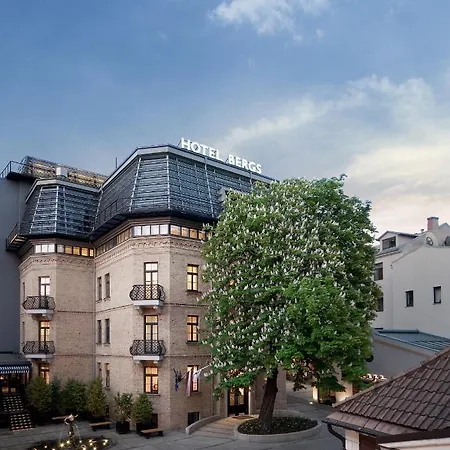 Hotel Bergs Suites-2