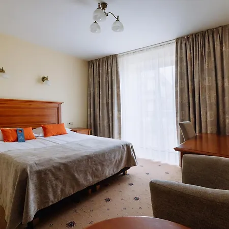 Hestia Hotel Draugi-3